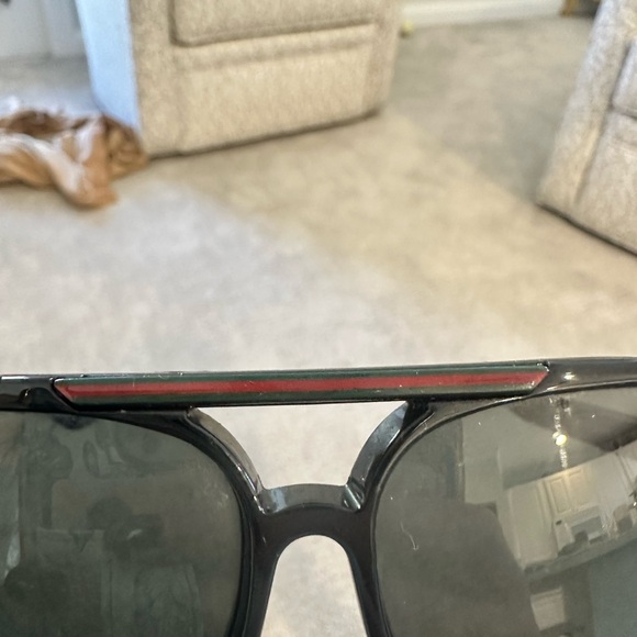 Gucci Sunglasses - Picture 3 of 8